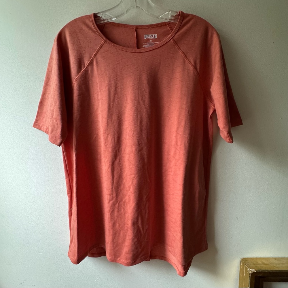 DULUTH TRADING quick-dry long split tail T